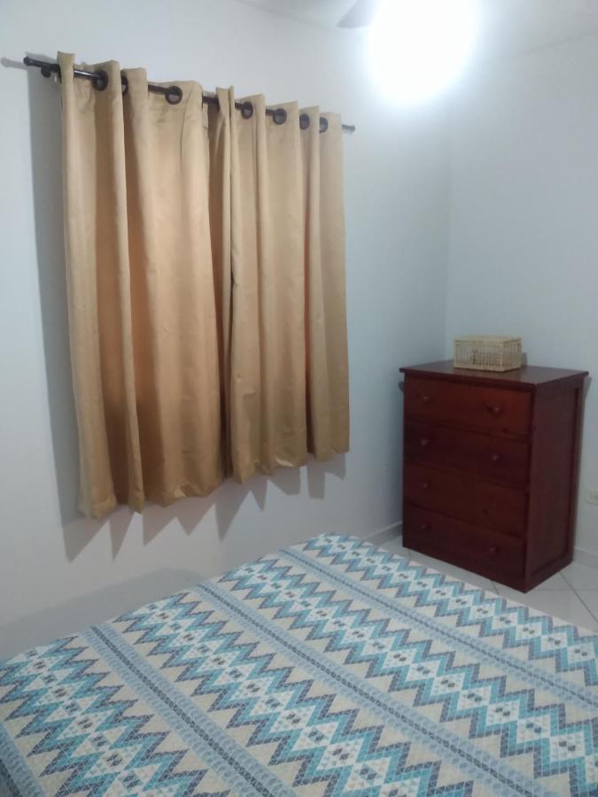 Apartamento Apto Grande, Ar Condicionado, Piscina, Garagem Ubatuba